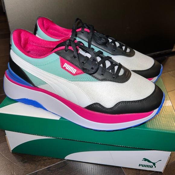 Brand New Puma Sneakers - Picture 1 of 6